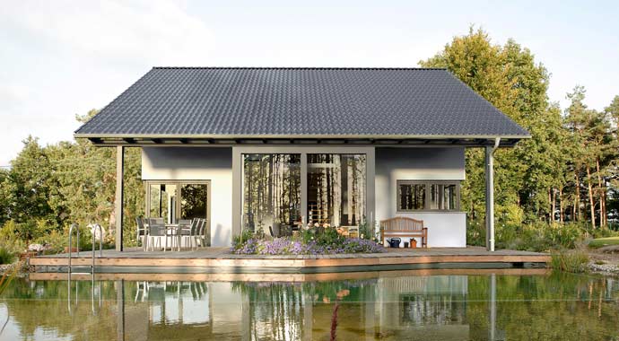 Außenansicht LINEAR mit Wintergarten von Meisterstück-HAUS