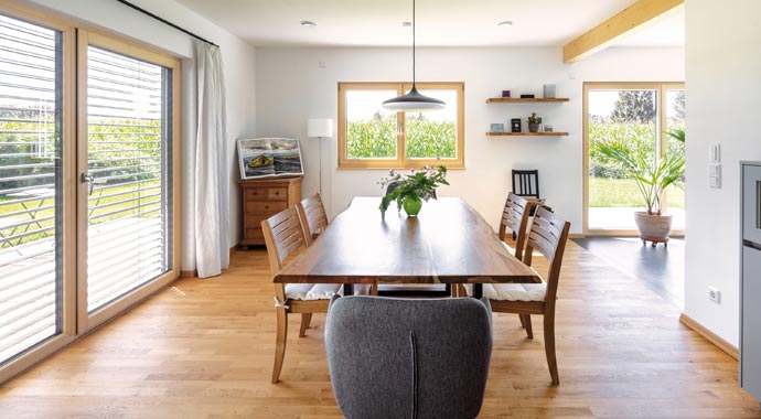 Essbereich Haus Oberhaching von Regnauer Hausbau