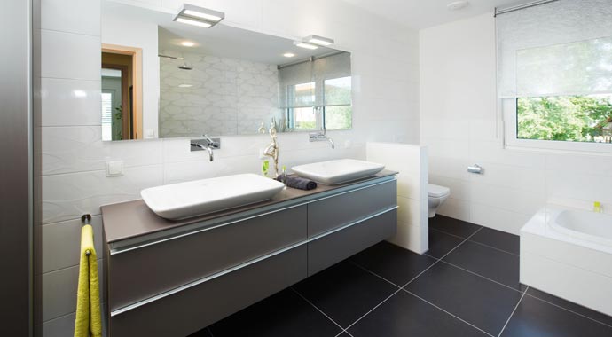 WeberHaus CityLife Haus 700 Badezimmer