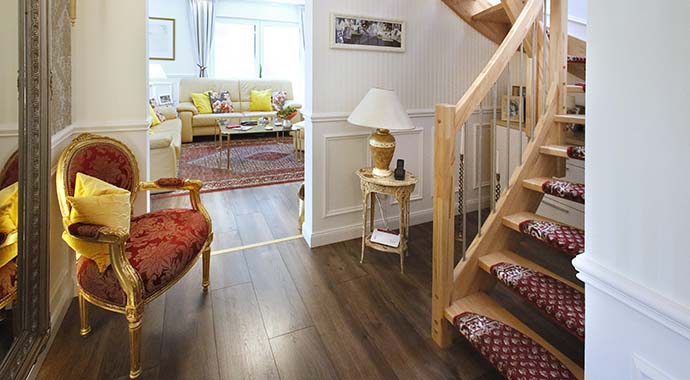 Treppenhaus Family 133 V1 von Dan-Wood Family