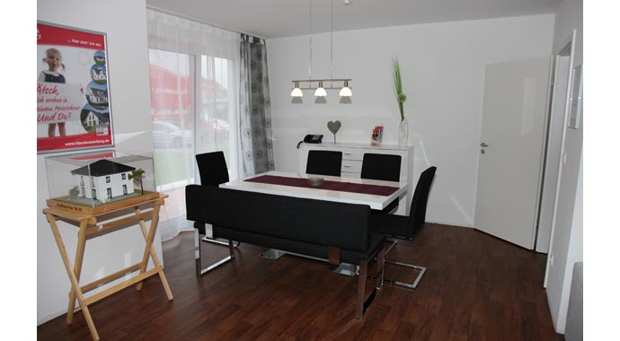 Town & Country Haus Musterhaus Lichthaus 121 Essbereich