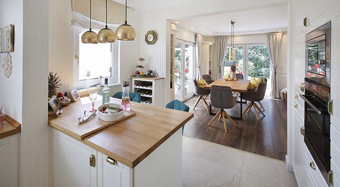 Küche Family 133 V1 von Dan-Wood Family