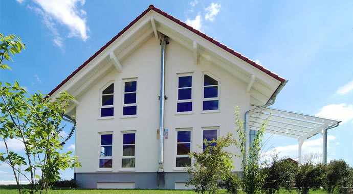 Fertighaus Weiss Musterhaus Vision Außenansicht