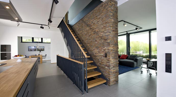 Musterhaus Eiche von Heinz von Heiden Treppe