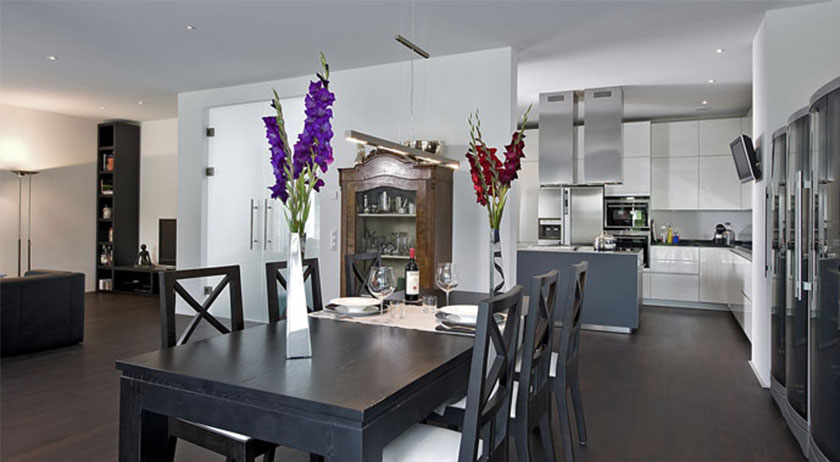 Heinz von Heiden  Jesteburger Sonnenhäuser Essbereich