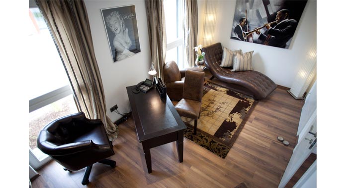 Elk Fertighaus Musterhaus Elk 220 Arbeitszimmer