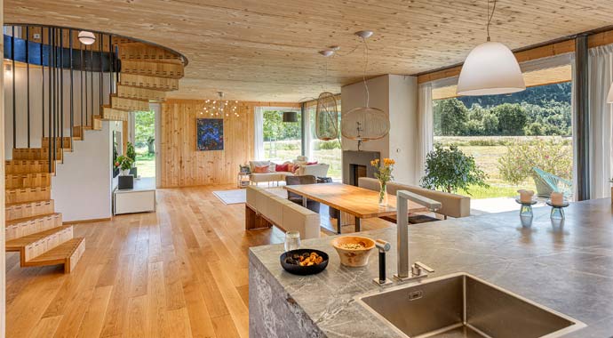 Küche Bayern von Chiemgauer Holzhaus