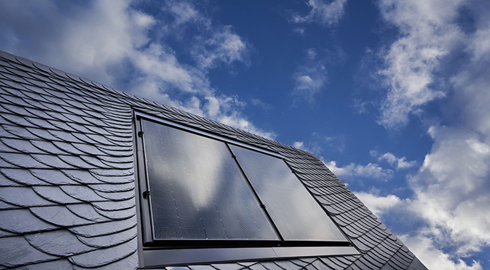 Rathscheck Indach-Photovoltaik-System | Bild: Rathscheck Rathscheck Indach-Photovoltaik-System | Bild: Rathscheck