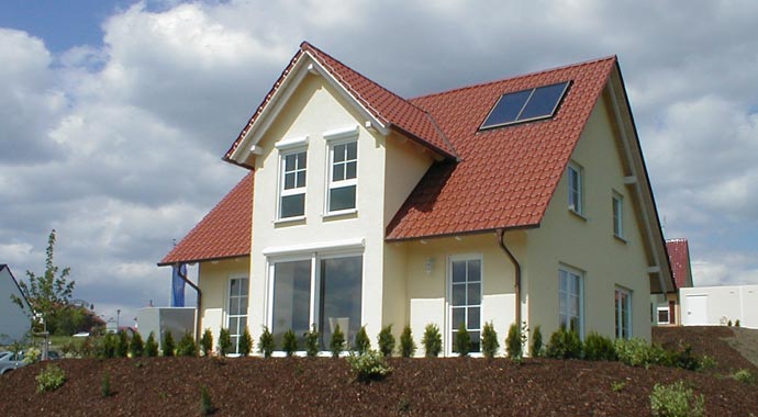 Heinz von Heiden Musterhaus Himmelkron Außenansicht