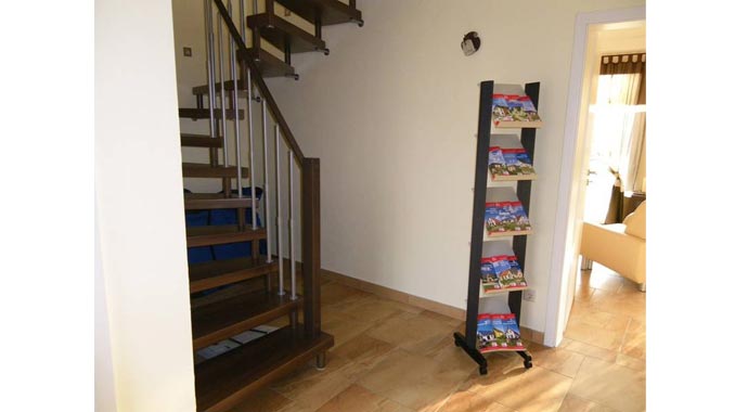 Town & Country Haus Musterhaus Lichthaus 121 Treppenaufgang