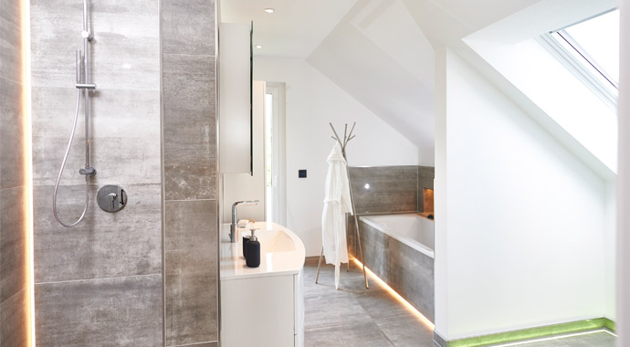 Badezimmer Musterhaus Stockholm von RENSCH-HAUS