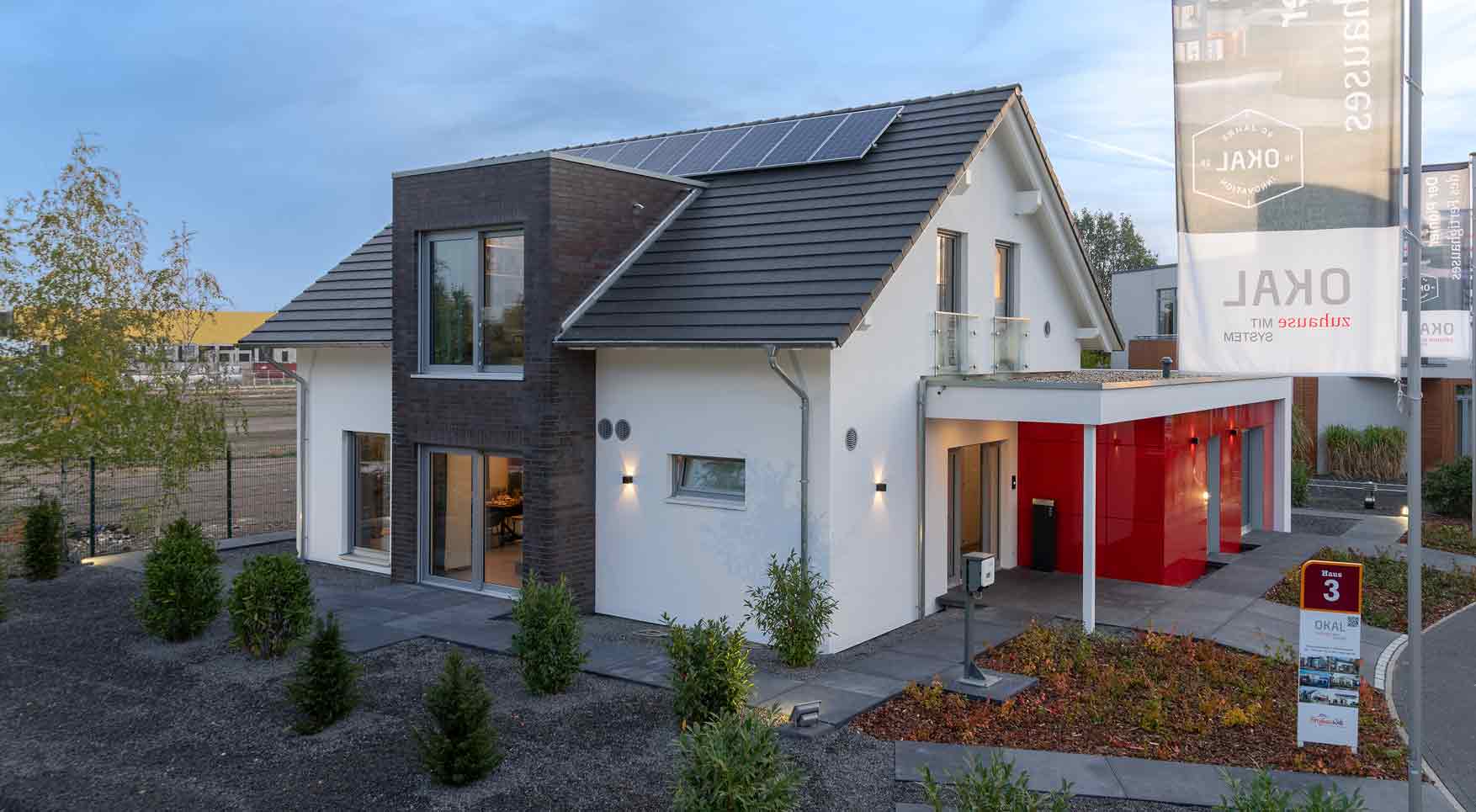 Musterhaus Langenhagen von Okal Haus Außenansicht