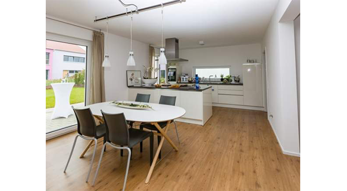 Heinz von Heiden Musterhaus Sennfeld Küche