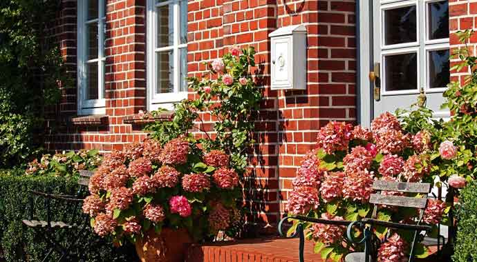 Symbolbild Hauseingang