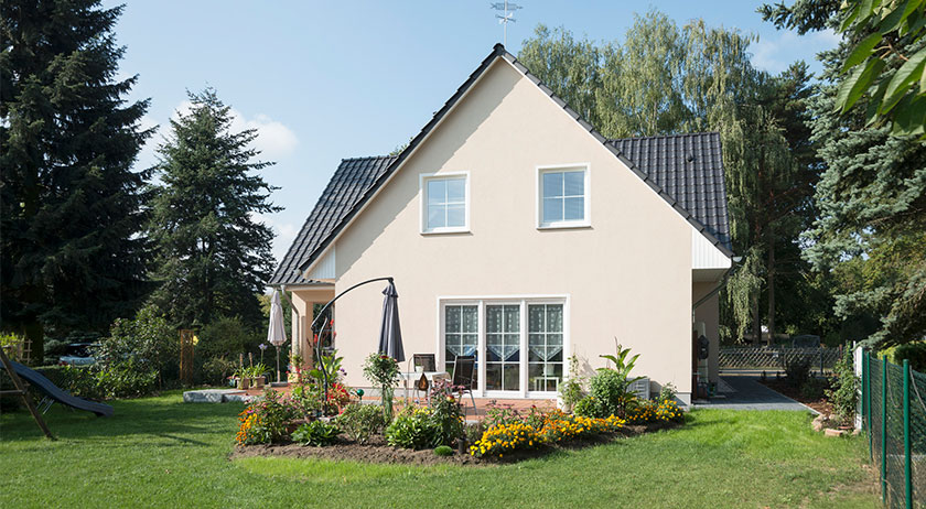 Roth-Massivhaus Mehrgenerationenhaus Außenansicht