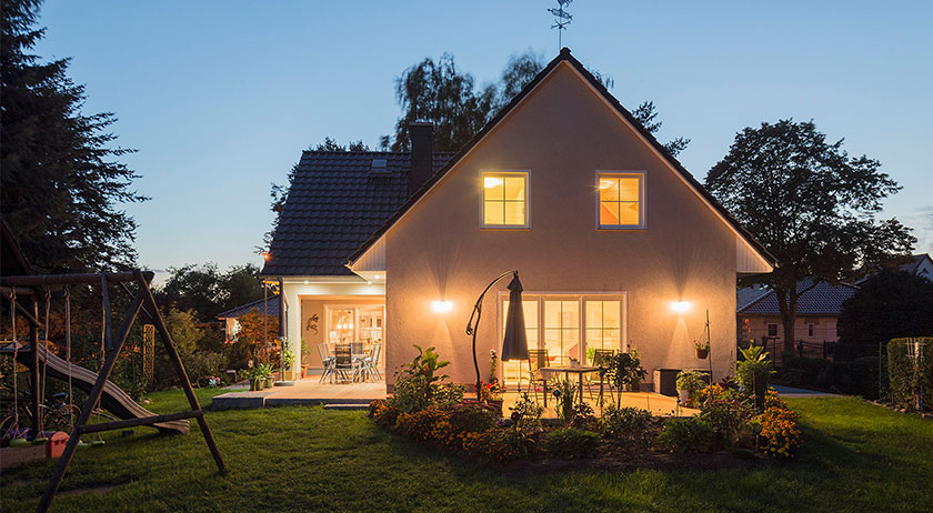 Roth-Massivhaus Mehrgenerationenhaus Außenansicht