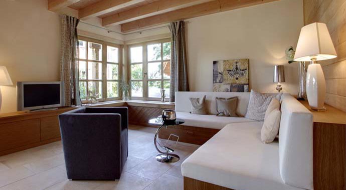 Sonnleitner Holzbauwerke Musterhaus St. Johann Wohnbereich