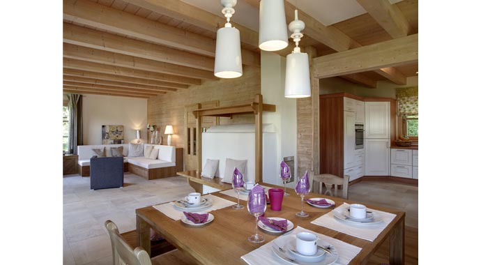 Sonnleitner Holzbauwerke Musterhaus St. Johann Essbereich