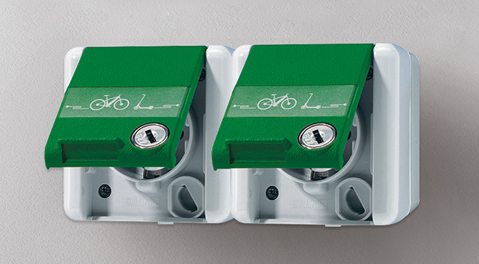 Steckdosen für das E-Bike abschließbar| Bild: Jung