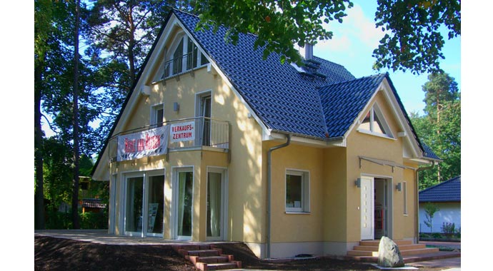 Heinz von Heiden Musterhaus Straußberg II Außenansicht