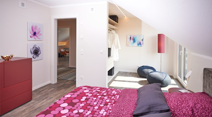 Schlafzimmer Musterhaus Stockholm von RENSCH-HAUS