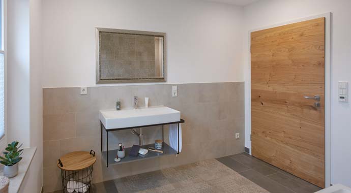 Badezimmer Musterhaus Günzburg von Fingerhut Haus