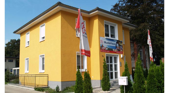 Town & Country Haus Musterhaus Stadthaus Flair 124 Außenansicht