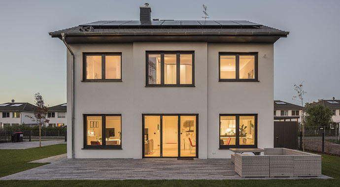 Außenansicht Stadtvilla Modena von Roth-Massivhaus