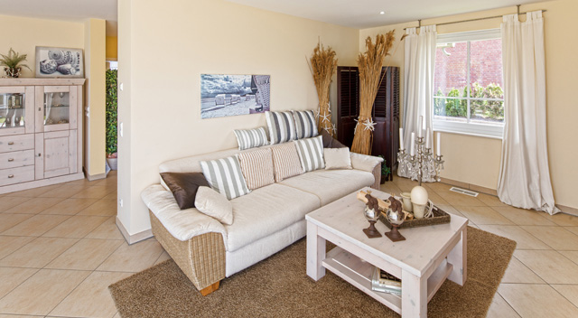 Wohnzimmer Musterhaus Tessin-Vilz