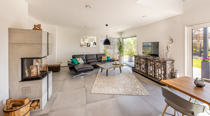 Wohnbereich individuelles Pultdachhaus von Meisterstück-HAUS