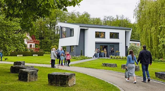 Musterhaus von WeberHaus in der Fertighausaustellung World of Living in Rheinau-Linx Musterhaus von WeberHaus in der Fertighausaustellung World of Living in Rheinau-Linx