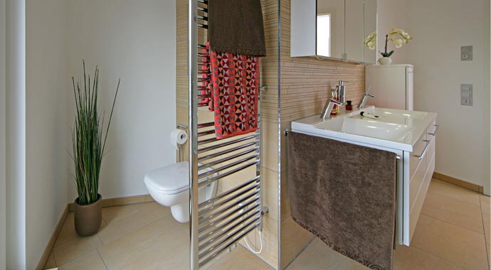 Fertighaus Weiss Plusenergiehaus Fellbach Emotion Bad