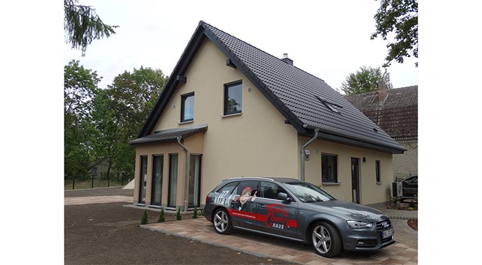 Town & Country Haus Musterhaus Flair 125 modern Außenansicht