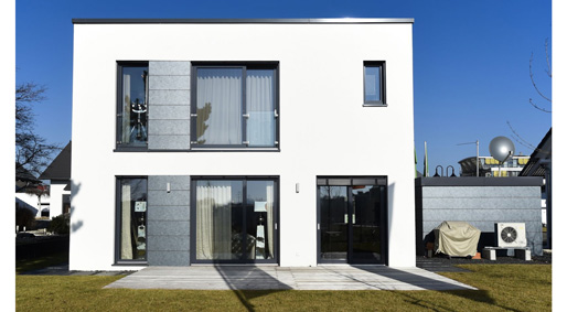 Musterhaus Stuttgart von Rötzer-Ziegel-Element-Haus Außenansicht