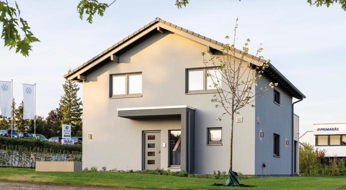 Außenansicht Artis 350 – Musterhaus Würzburg von FingerHaus