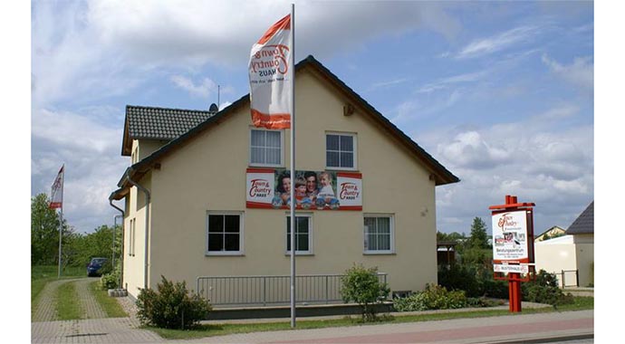 Town & Country Haus Musterhaus Generationenhaus 159 Außenansicht