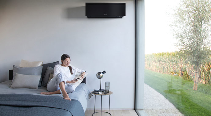 Split-Klimagerät Emura 3 von Daikin Split-Klimagerät Emura 3 von Daikin