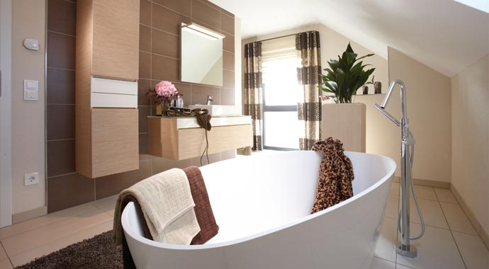 FingerHaus Musterhaus VIO 400 Badezimmer