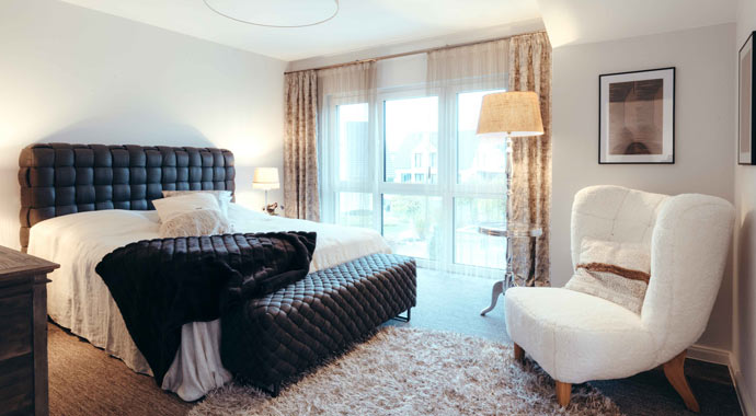 Schlafzimmer SENTO 503 - Musterhaus Bad Vilbel von FingerHaus