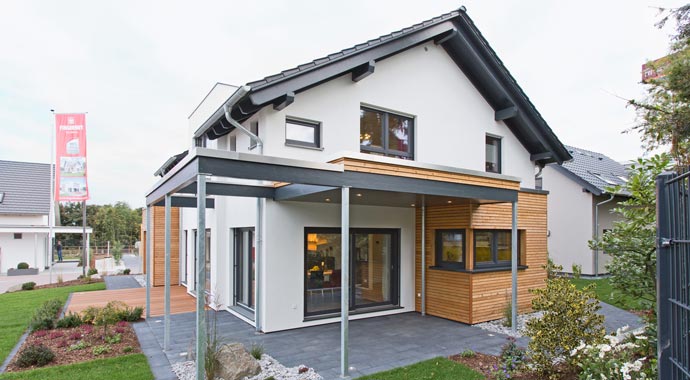 Fingerhut Haus EnergiePlus Haus R 140.20 Außenansicht