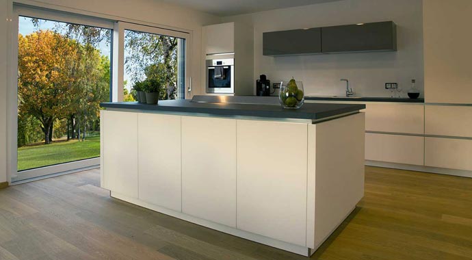 Fertighaus Weiss Musterhaus Plusenergiehaus Ulm Küche