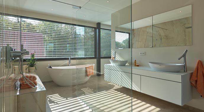 Badezimmer LUXHAUS |core. von Luxhaus