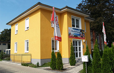 Town & Country Haus Musterhaus Stadthaus Flair 124 Außenansicht