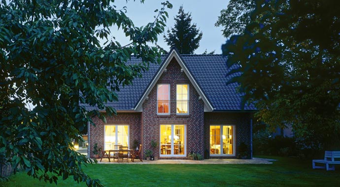 Bauunion 1905 Musterhaus Landhaus L 400 Außenansicht