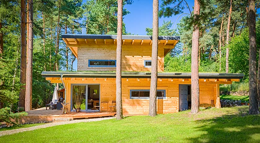 Léonwood Blockhaus Kalevala Außenansicht