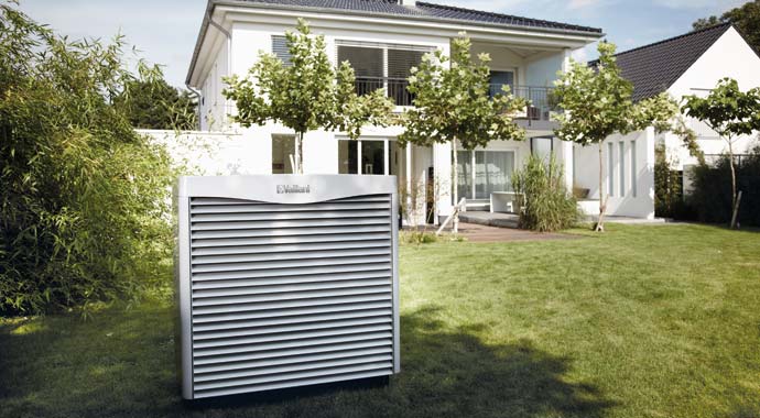 Luft-Wasser-Wärmepumpe flexoTHERM exklusive von Vaillant