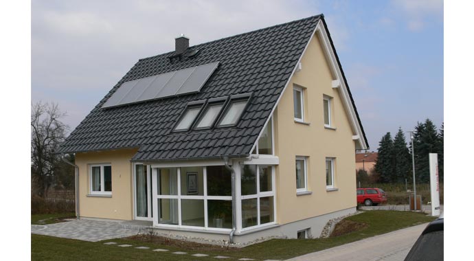 Heinz von Heiden Musterhaus Niederdorfelden Außenansicht