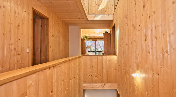 Treppenhaus Bräundl’s Dohoim auf’m oberbayerischen Land von holzius