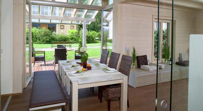 Sonnleitner Holzbauwerke Musterhaus Rosenheim Essbereich