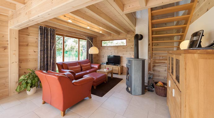 Fullwood Wohnblockhaus Haus Eifelwald Wohnbereich